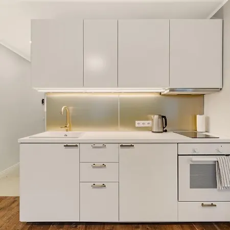 Charming 1Br In Superb Location, Free Parking & Wi-Fi Tallinn Exterior photo
