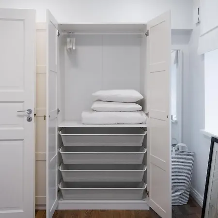 Charming 1Br In Superb Location, Free Parking & Wi-Fi Tallinn Exterior photo